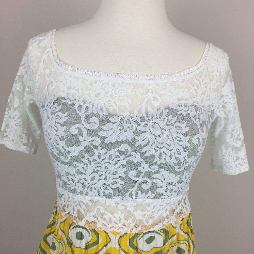 NWT Nena Chic Lace Top One Size (Fits like XS/S) - Picture 2 of 9